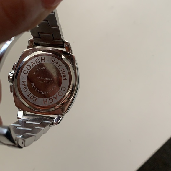 Coach Watch - Picture 3 of 3